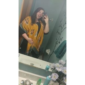 Meet your Posher, Victoria